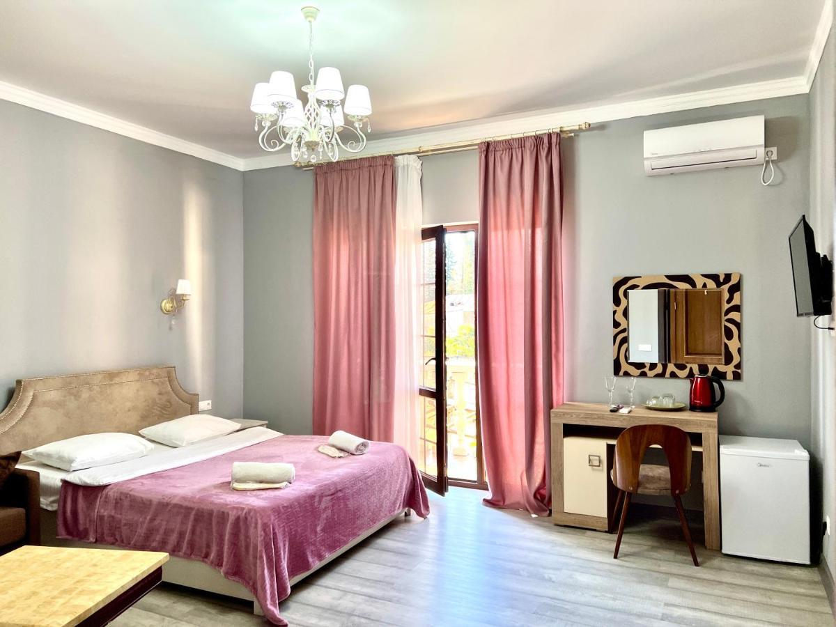 Hotel In Sukhum Sukhumi Luaran gambar