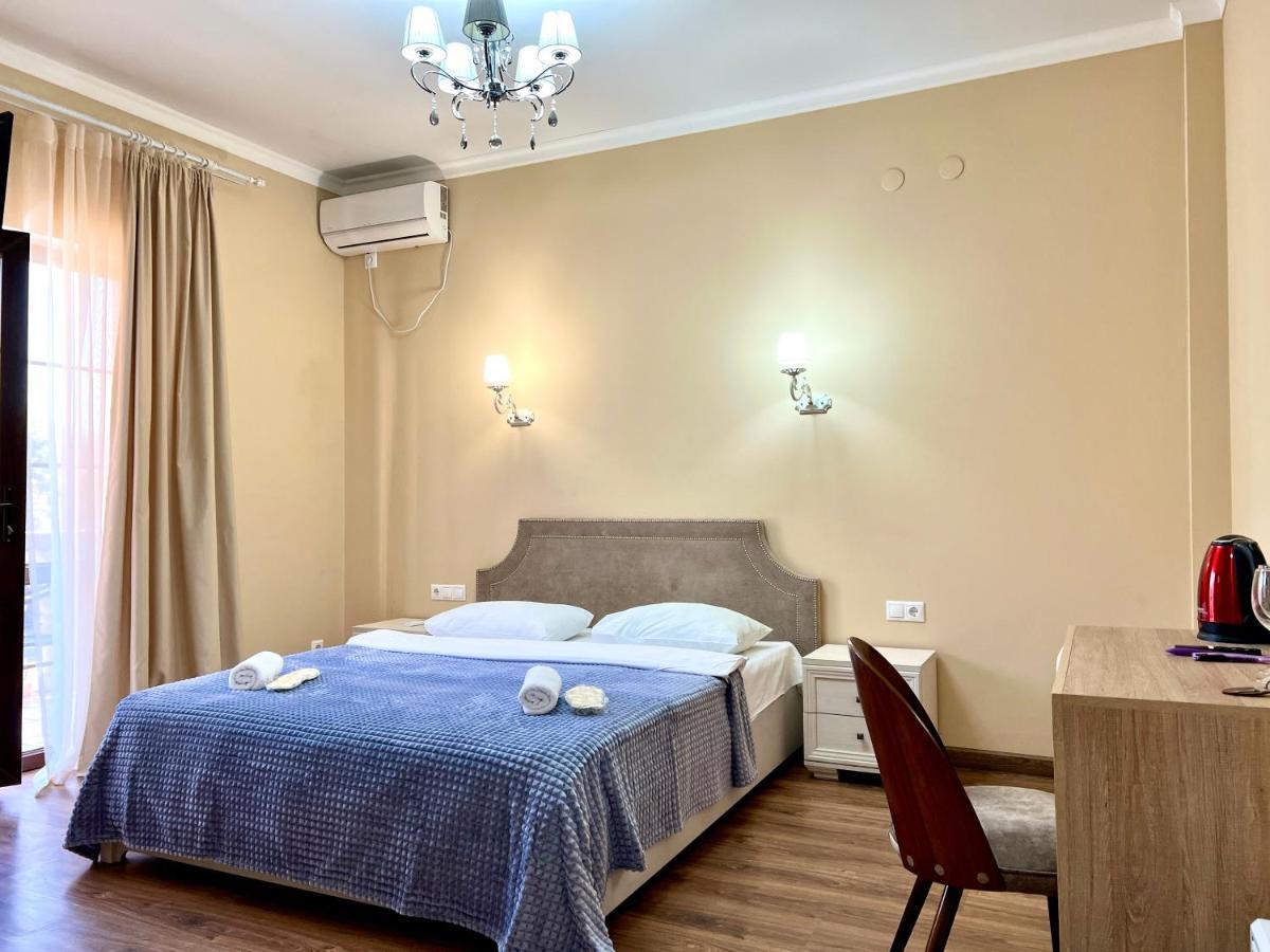 Hotel In Sukhum Sukhumi Luaran gambar